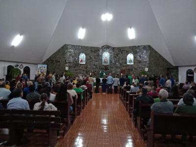 Centenas de FiÃ©is participaram da abertura da programaÃ§Ã£o religiosa da 61Âª Festa do Senhor Bom Jesus em Campo Mendes